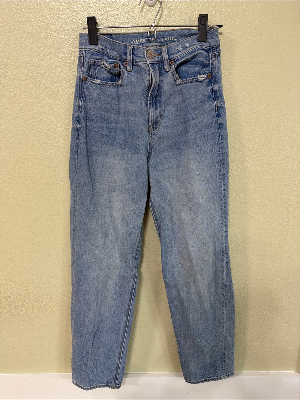 American Eagle Outfitters Light Blue Baggy Jean